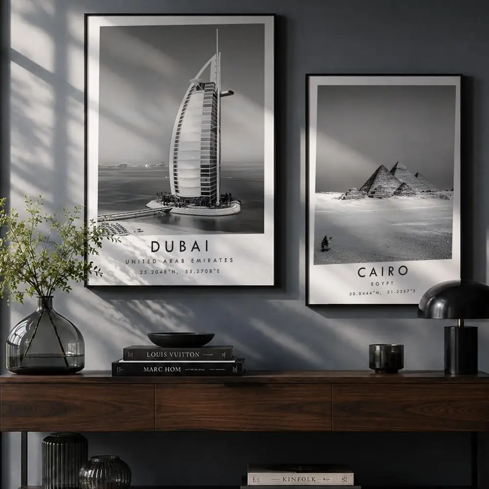 ملصقات جدارية عالية الدقة لصور - مراجعة Home Office Dubai وسعره